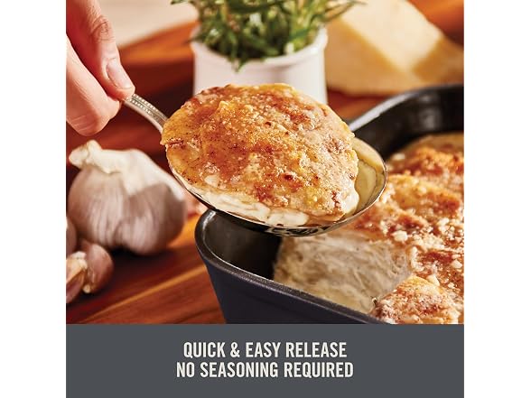 Zakarian x Dash Nonstick Cast Iron Baker
