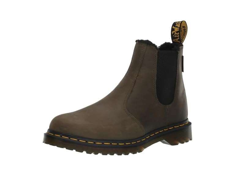Dr Martens Women's Chelsea Boot (6) - Gallery 18
