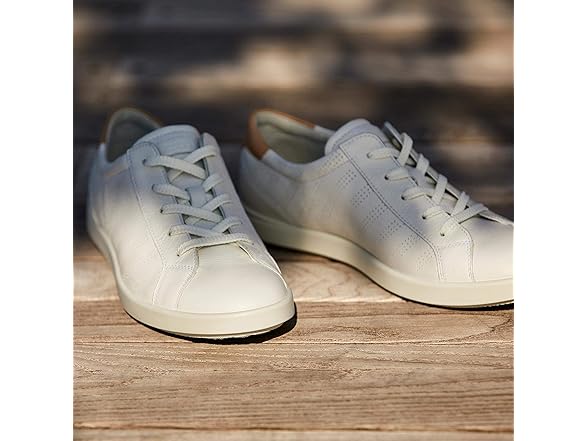 Ecco Leisure Casual Women's Shoe (36)