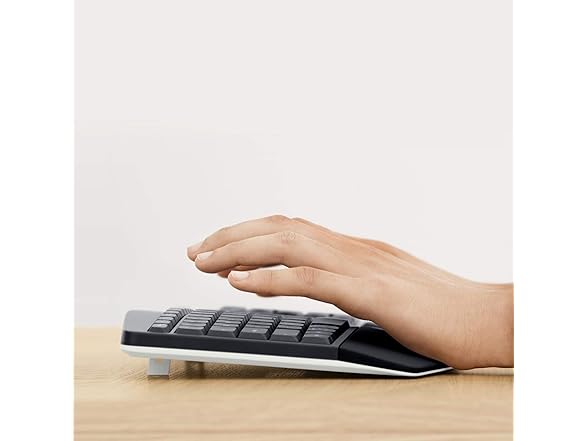 Logitech MK850 Wireless Keyboard and Mouse