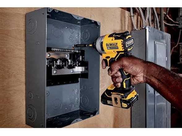 DEWALT DCF850GP2 20V Mx Impact Driver