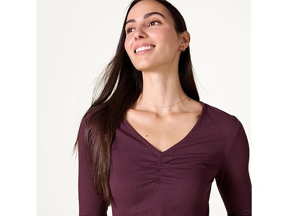 Amazon Essentials Women Large Slim Cinched T-Shirt