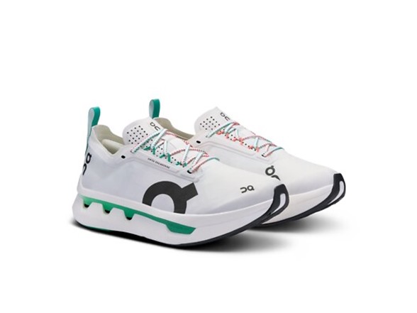 On Cloudboom Stride Women's Shoes (7.5)