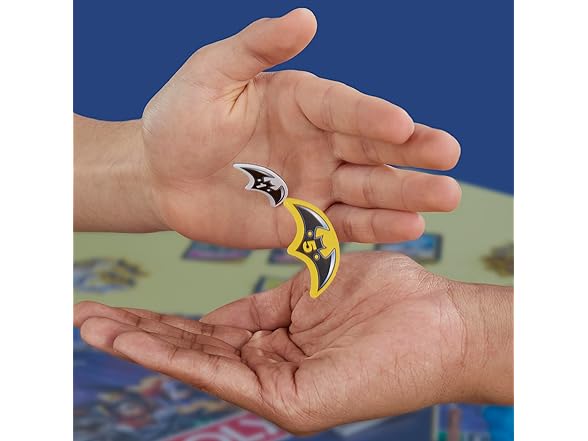Hasbro Gaming Monopoly Batman Edition Board Game
