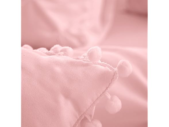 EVOLIVE Pinch Pleat Comforter Set