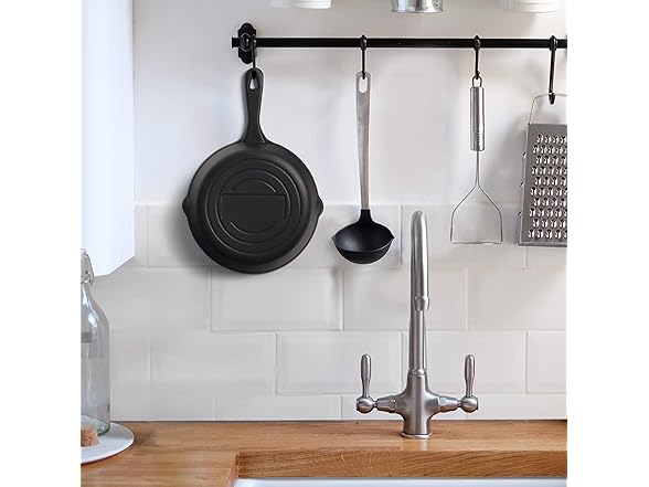 Commercial Chef Cast Iron 8" Skillet