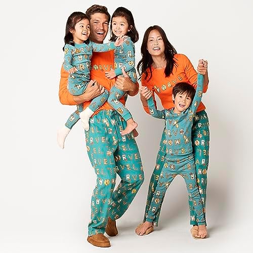 Amazon Essentials Disney | Marvel | Star Wars Women's Flannel Pajama Sleep Sets, Festive Marvel, Small