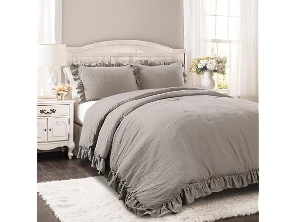 Lush Decor Reyna Ruffle Comforter Set
