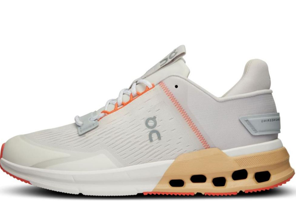 Flux White/Savannah