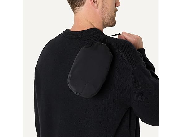 Amazon Essentials Men's Waterproof Pa