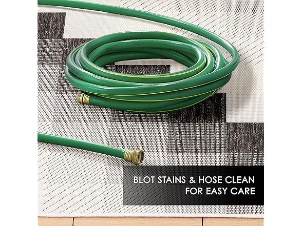 Nicole Miller New York Patio Country Area Rug