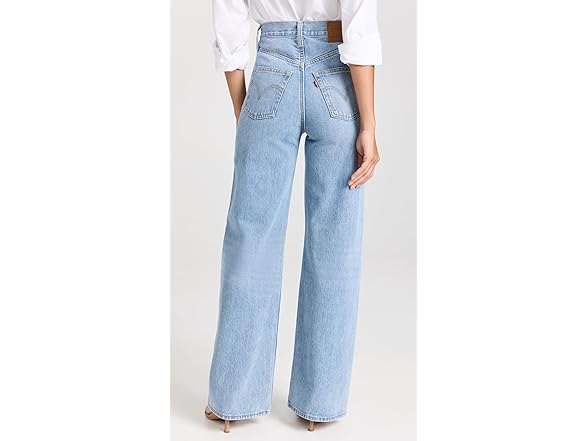 Levi's Women's Ribcage Wide Leg Jeans (32)