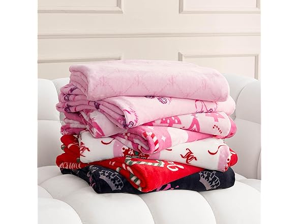Juicy Couture Candy Cane Hearts Plush 50" x 70" Blanket