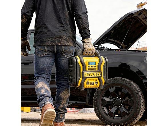 DEWALT DXAEPS14 2000 Peak Amp 12V A Power Station