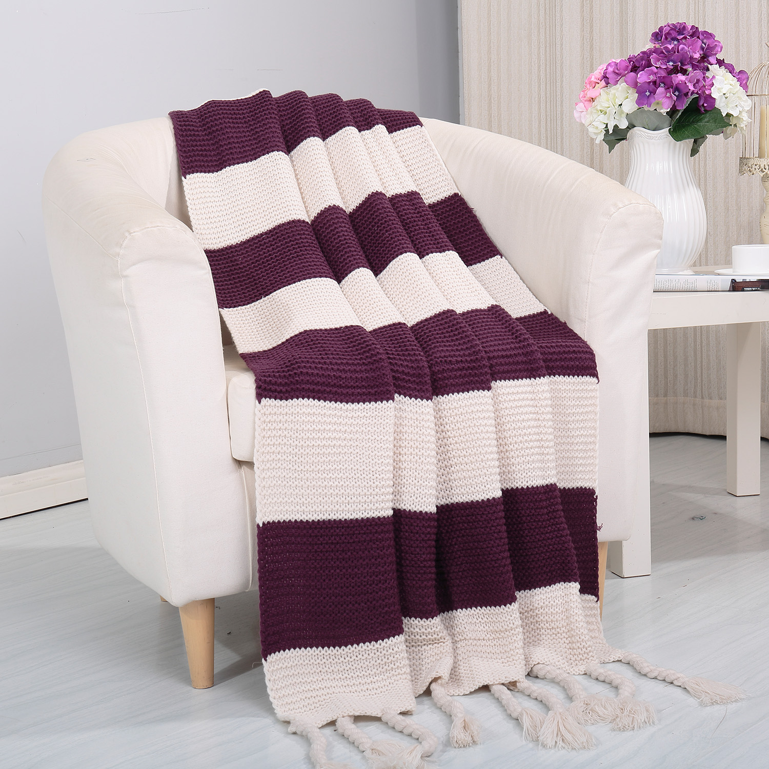 Luxury Home Vintage Stripe Throw Blanket - Gallery 6