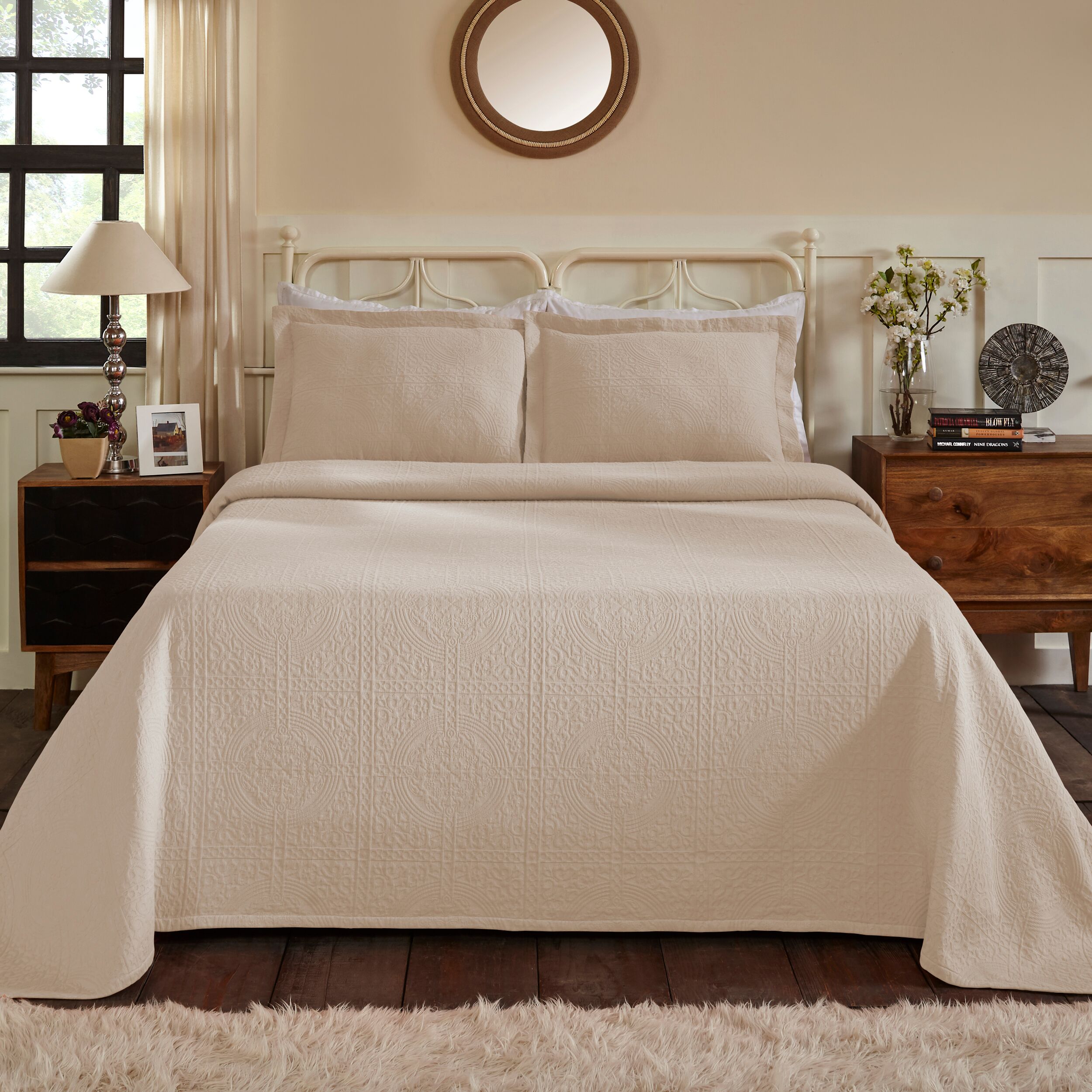 Superior 100% Cotton Medallion Bedspread with Shams - Gallery 15