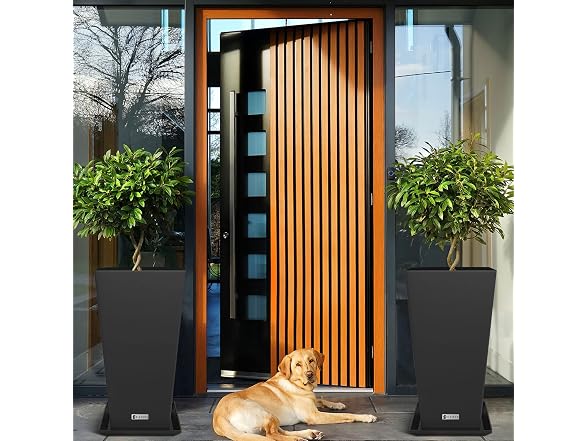 Elevens Outdoor Planter 27 inches