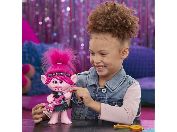DreamWorks Trolls Pop-to-Rock Poppy Singing Doll