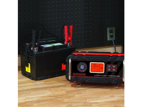 BLACK+DECKER BC25BD 25A12V Bench Charger/Maintainer