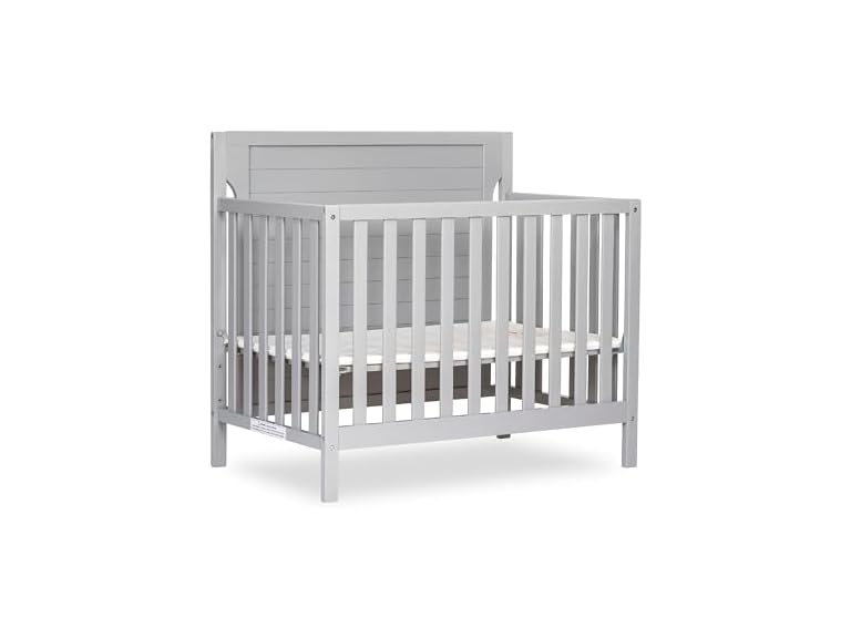 Dream On Me Bellport 4 in 1 Convertible Mini/Portable Crib