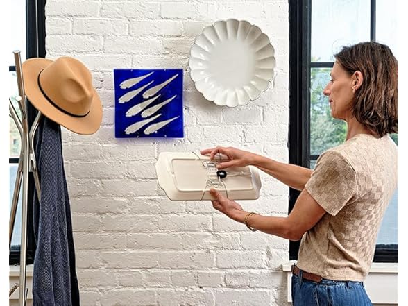 Display Buddie Adjustable Wall Plate