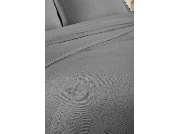 Superior Cotton Bedspread Set Matelasse Jacquard Medallion Scroll