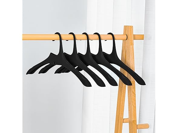 Cetomo Plastic Hanger 30 Pack