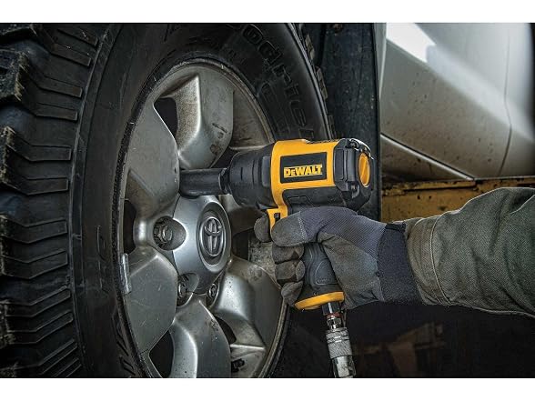 DEWALT 1/2 In Impact Wrench Heavy Duty