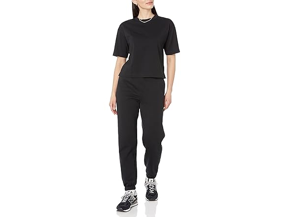 Amazon Essentials Women (6X) Drop Shoulder T-shirt