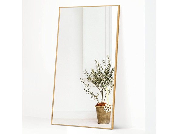 Golden, 51"L x 32"W