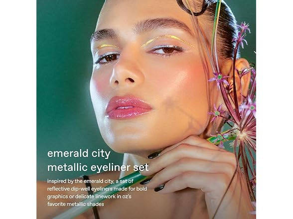 r.e.m. beauty Wicked Emerald City Eyeliner Set