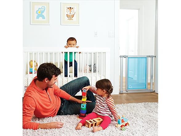 Munchkin® Vibe Mesh and Steel Baby Gate