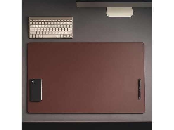 Dacasso Chocolate Brown Leather 30" x 19" Desk Mat