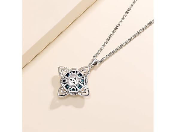 LES OSEWA Silver Witch Knot