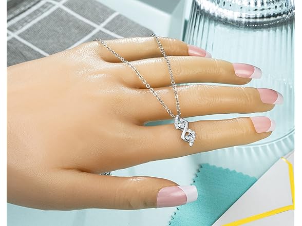 MILEPOSTJEW Bonus Mom Necklace