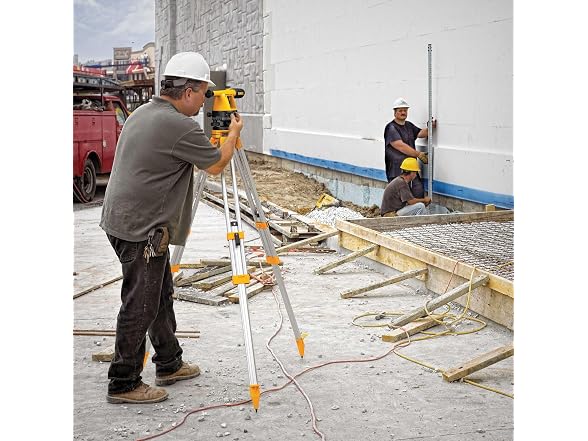Dewalt DW090PK Transit Level, Surveying Tool Kit