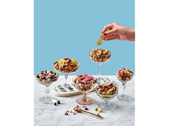 Yupik Tuxedo Mix Chocolatey Bites 6.5oz
