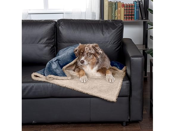 Furhaven Waterproof Self-Warming Blanket