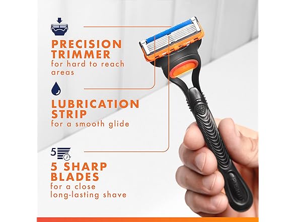 Gillette Fusion5 Razor + 4 Blade Refills