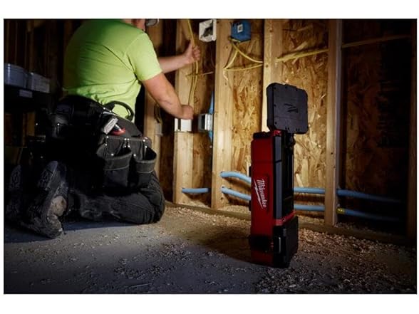 Milwaukee Electric - M12. PACKOUT. Flood Light W/USB Charging (Open Box)