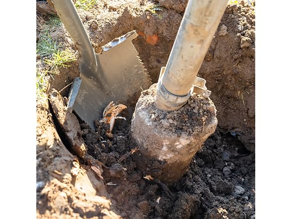 Root Slayer XL Round Point Digging Shovel