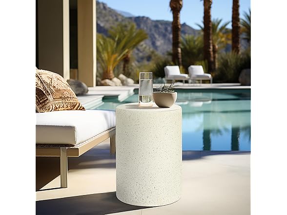 LuxenHome Outdoor Side Table, 18 Inch