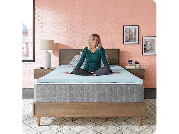 Sealy Dreamlife Gel Memory Foam Topper