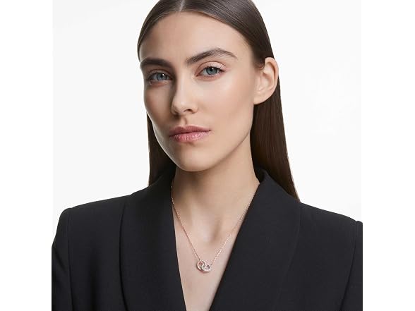 Swarovski Dextera Women's Circle Pendant Chain