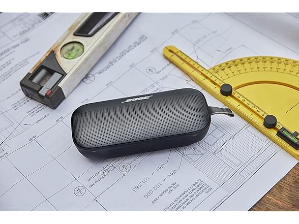 Bose SoundLink Flex Portable Speaker (Gen 1) (Certified Refurbished)