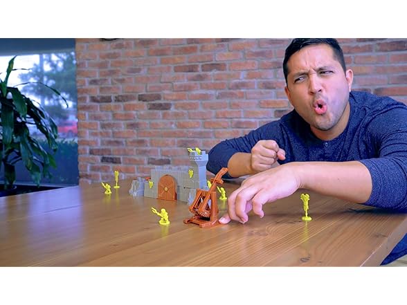 Goliath Crossbows & Catapults Castle Battle