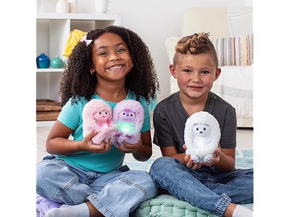 Curlimals Arctic Glow Pip Penguin Plush