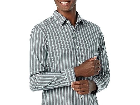 Amazon Essentials Men's Long-Sleeve Stretch Poplin Shirt