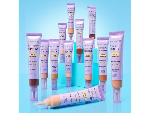 Revolution Superdewy SPF 30 Skin Tint Light