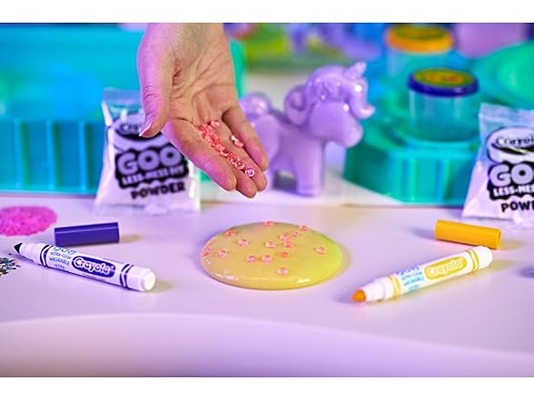 Crayola Goo All-in-1 Sensory Art Station